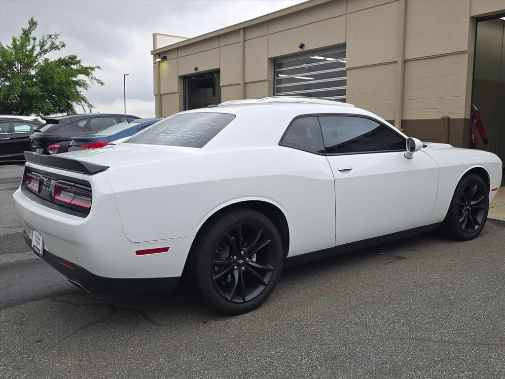 Used 2018 Dodge Challenger SXT w/ Blacktop Package RWD image 3