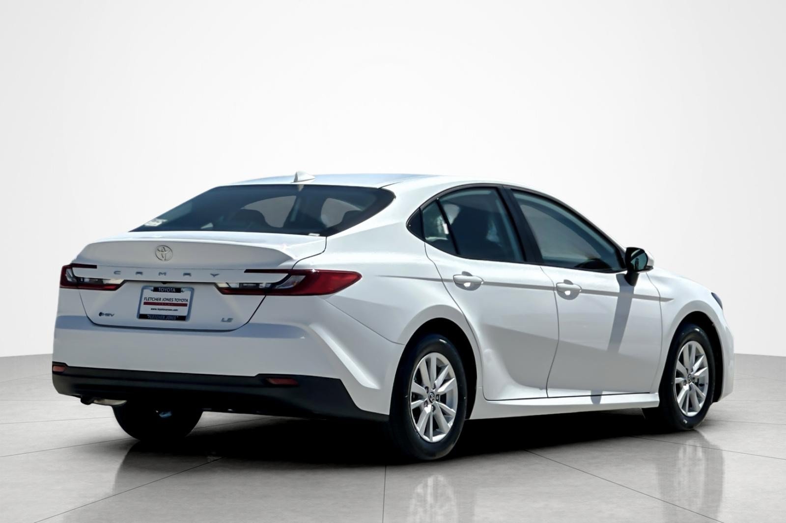 Used 2026 Toyota Camry LE FWD image 5
