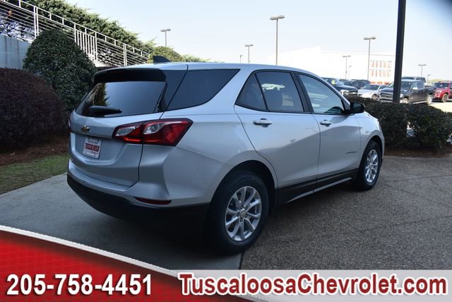 Used 2021 Chevrolet Equinox LS w/ LS Convenience Package image 10