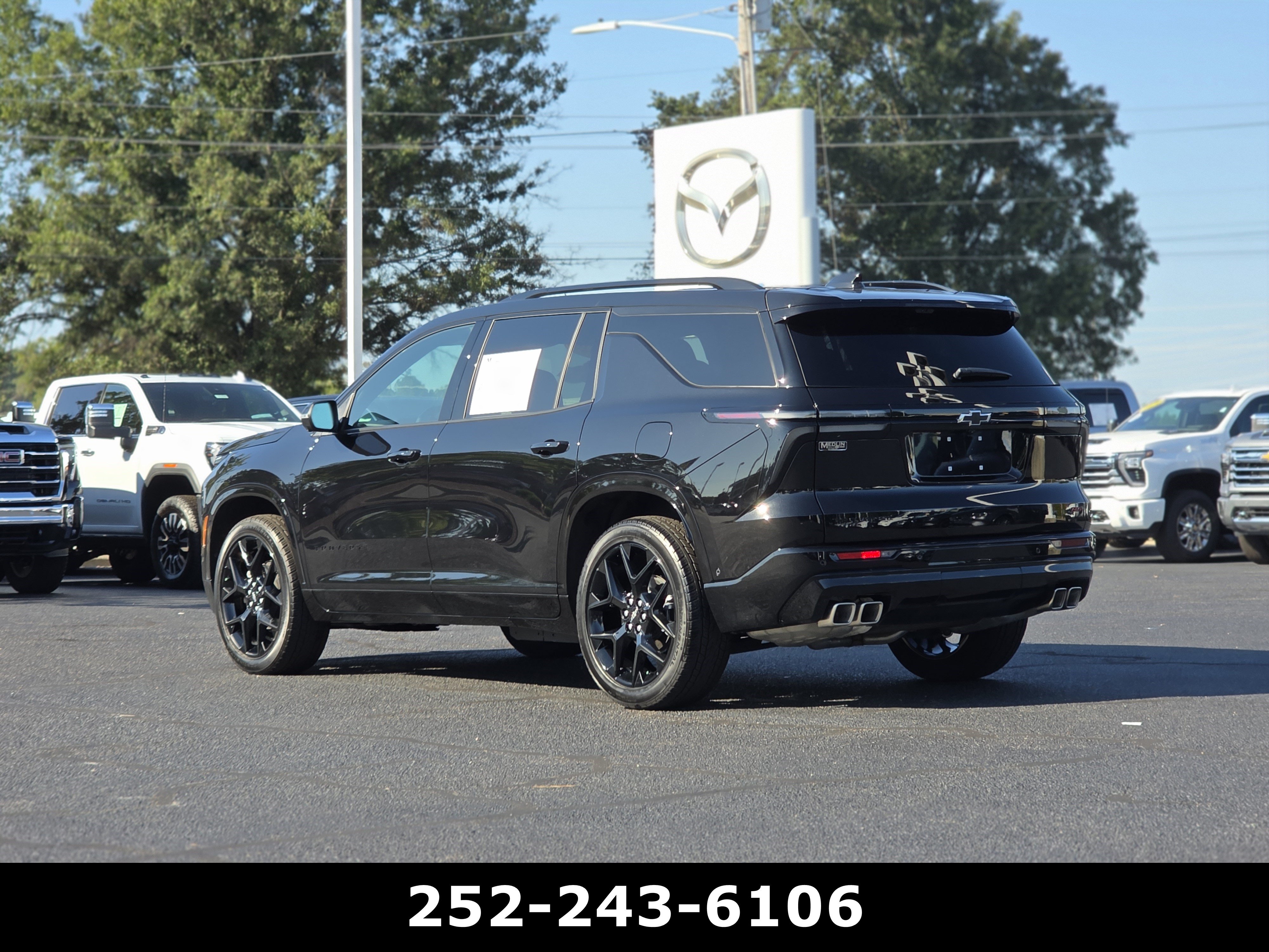 Used 2026 Chevrolet Traverse RS FWD image 5