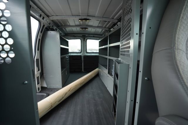 Used 2021 GMC Savana 3500 w/ Driver Convenience Package image 27