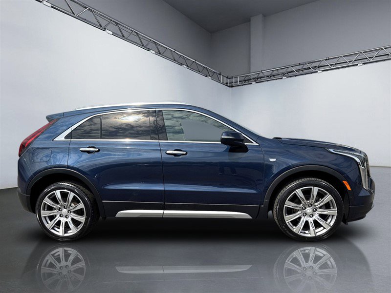 Used 2019 Cadillac XT4 Premium Luxury w/ Enhanced Visibility Package image 3