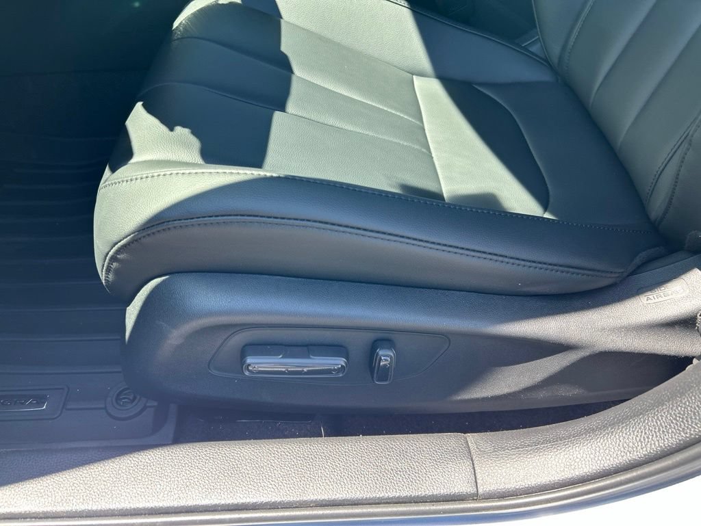 New 2026 Acura Integra FWD image 10