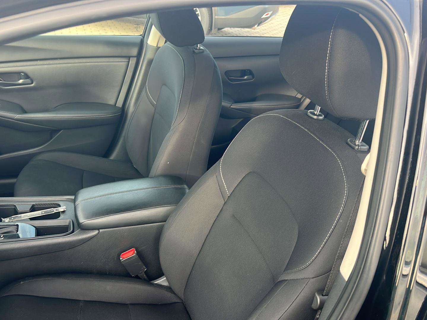Used 2024 Nissan Sentra S image 28