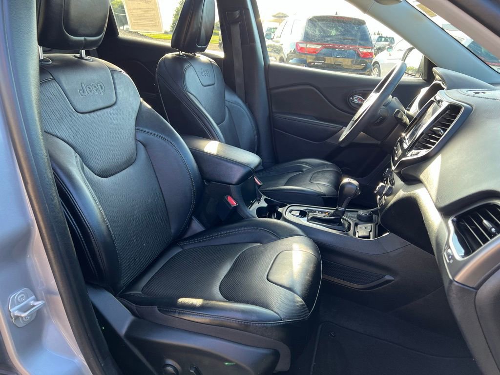 Used 2022 Jeep Cherokee Limited image 13