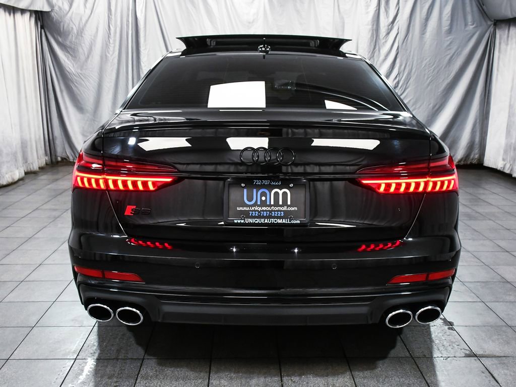 Used 2023 Audi S6 Prestige AWD/4WD image 5