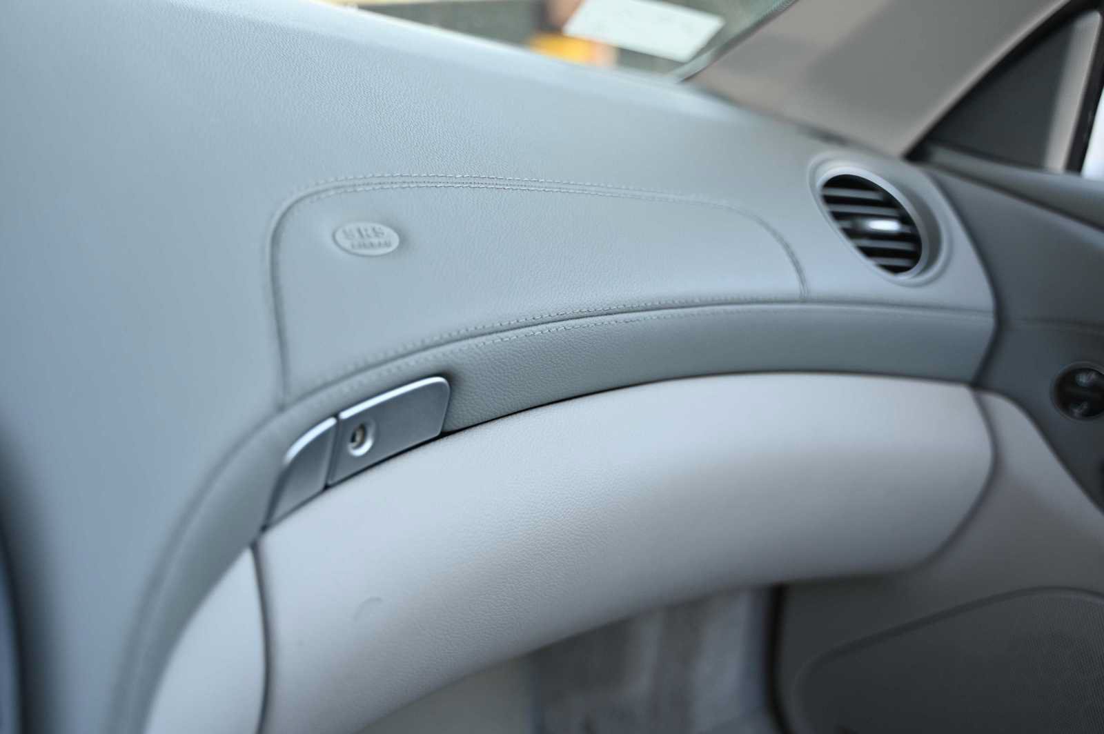 Used 2007 Mercedes-Benz SL 550 image 19
