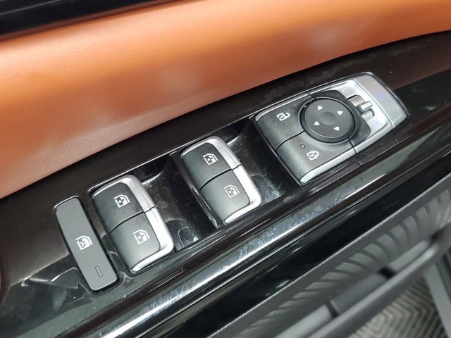 Certified 2022 Kia Carnival SX w/ Paint Protection Package image 17