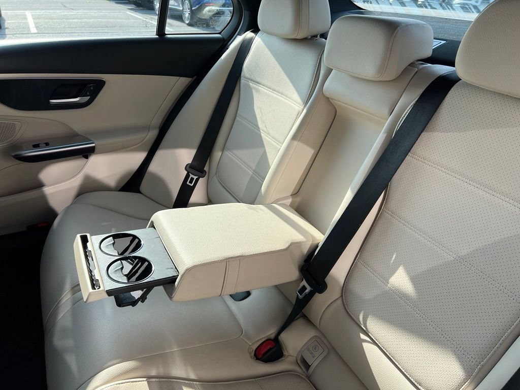 Used 2022 Mercedes-Benz C 300 4MATIC Sedan image 30