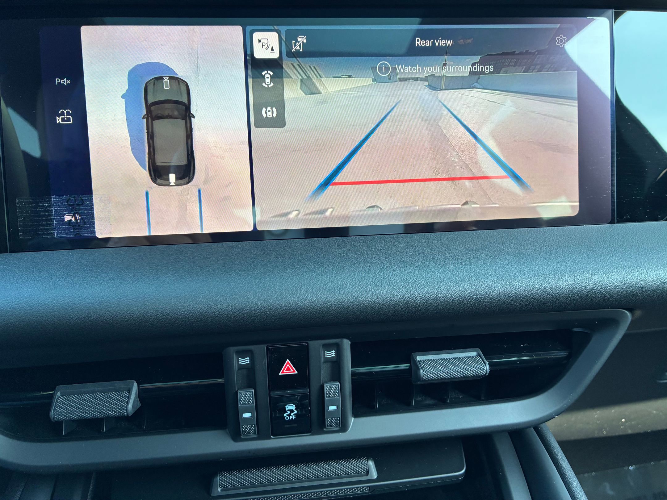 New 2026 Porsche Macan 4 Electric AWD/4WD image 31