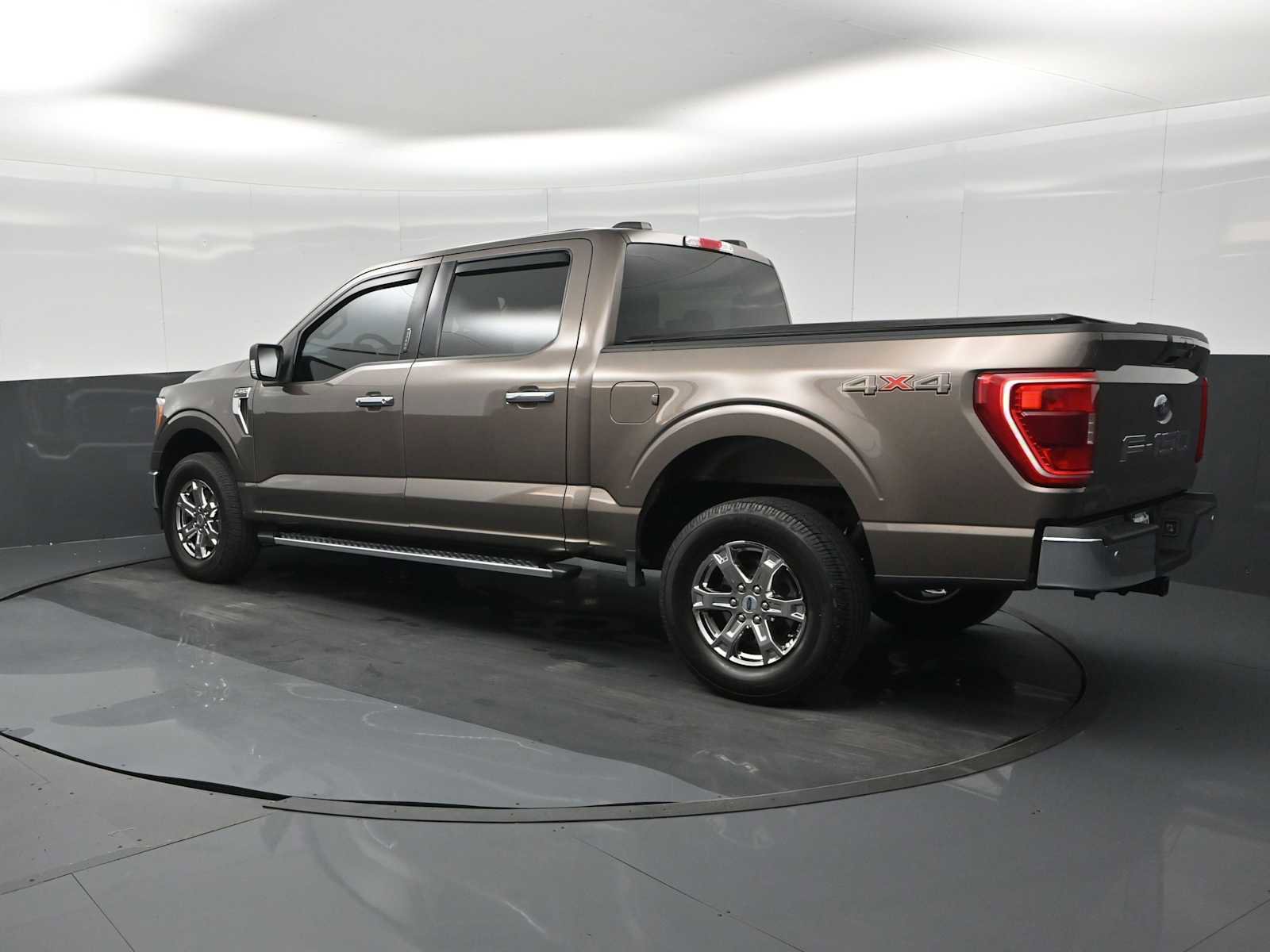 Used 2021 Ford F150 XLT w/ Equipment Group 302A High AWD/4WD image 6