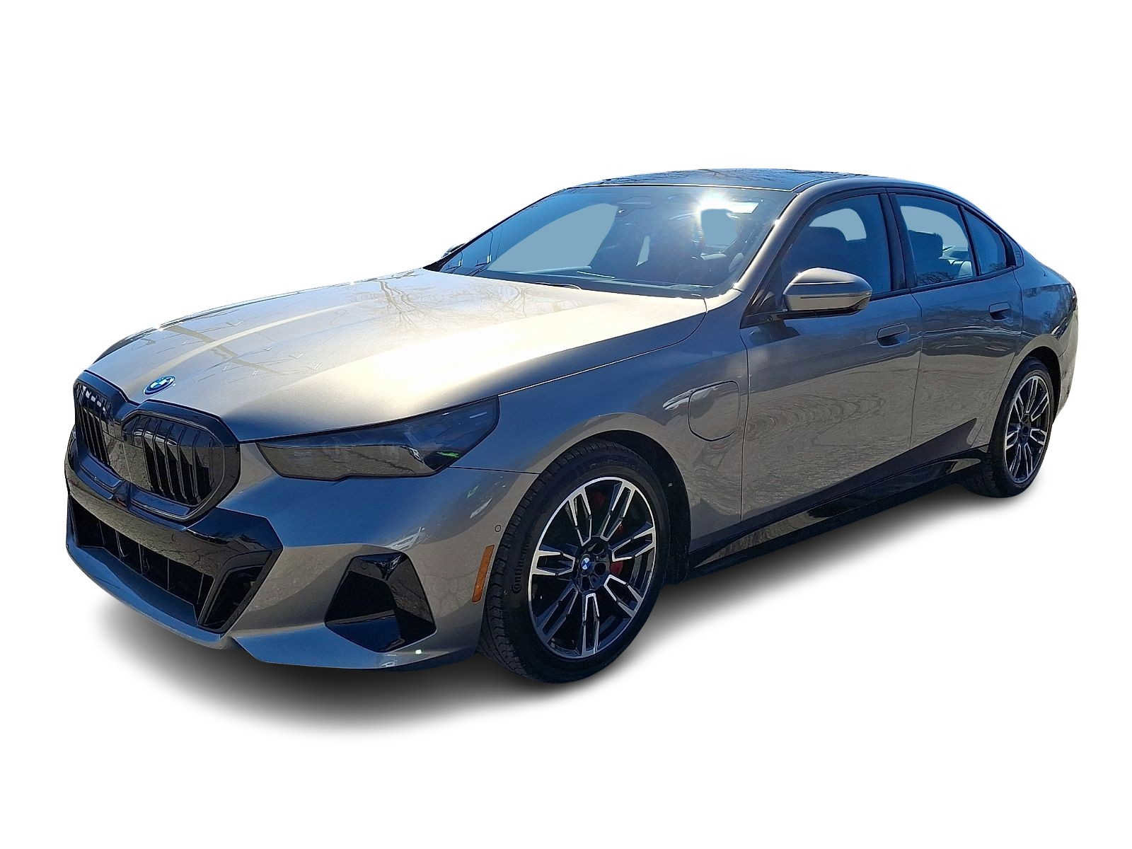 Used 2026 BMW 550e xDrive w/ Premium Package image 3