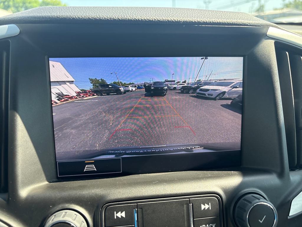 Used 2024 GMC Terrain SLT FWD image 23