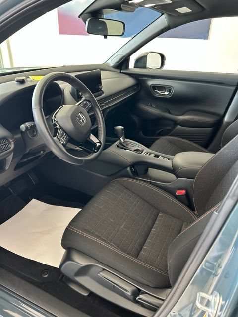Used 2024 Honda HR-V Sport image 9