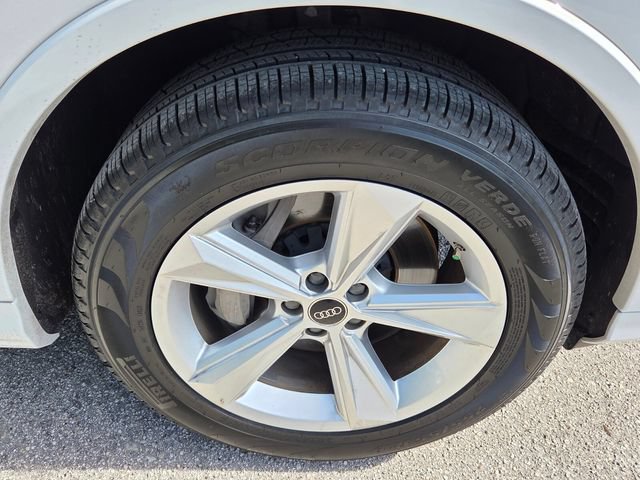 Used 2023 Audi Q7 2.0T Premium Plus AWD/4WD image 10