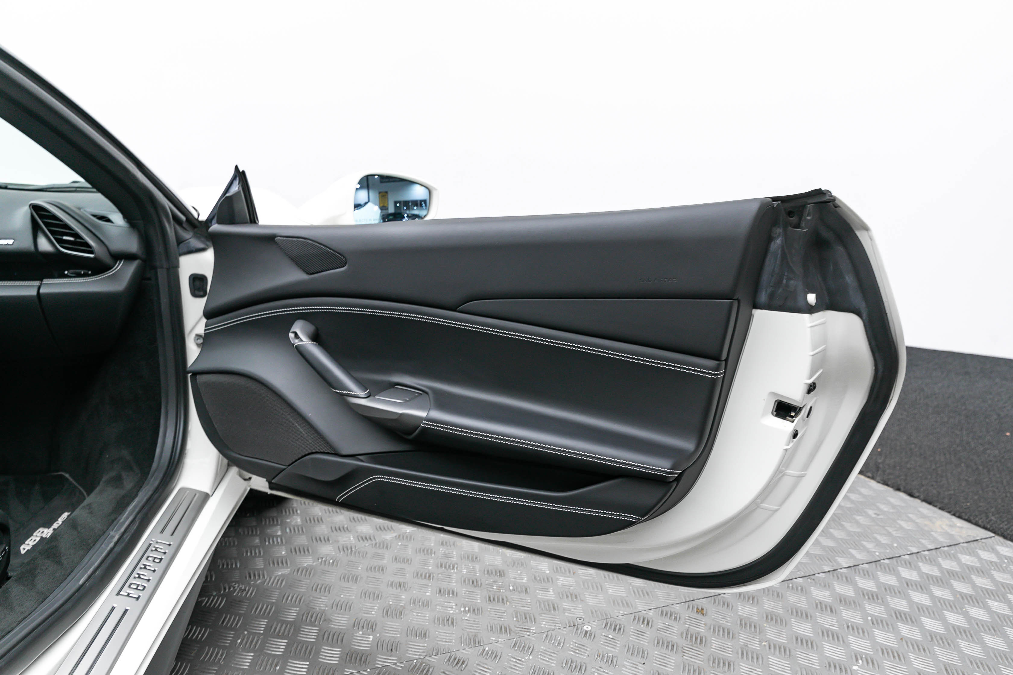 Certified 2019 Ferrari 488 Spider image 38