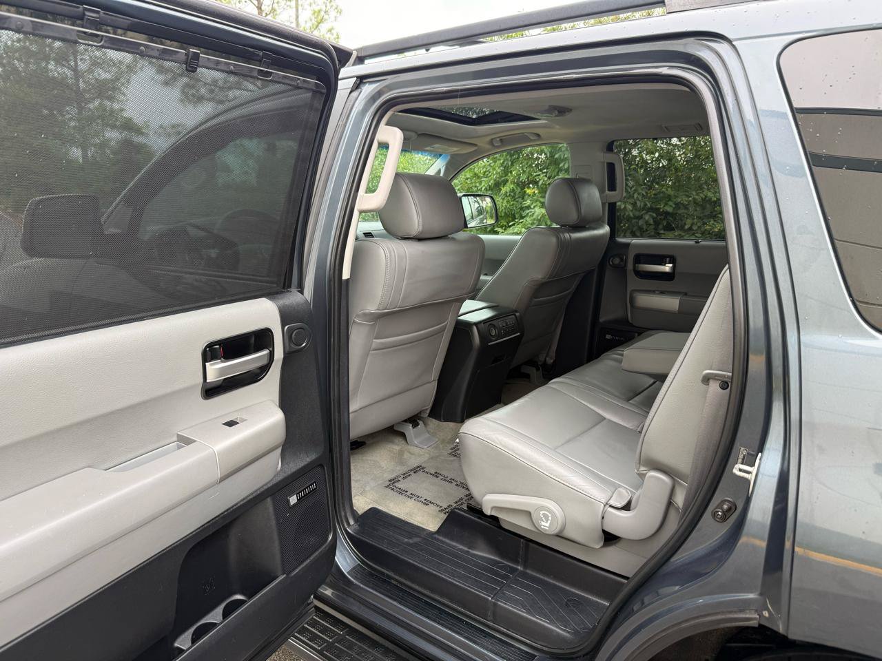 Used 2008 Toyota Sequoia Limited AWD/4WD image 17