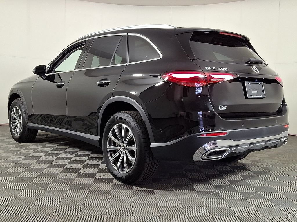Used 2023 Mercedes-Benz GLC 300 4MATIC image 7