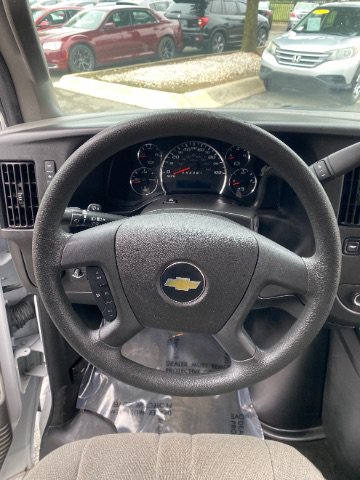 Used 2018 Chevrolet Express 3500 LT w/ LT Preferred Equipment Group RWD image 18