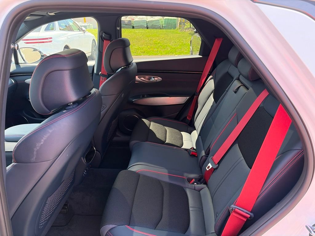 Certified 2025 Genesis GV70 3.5T Sport AWD/4WD image 19
