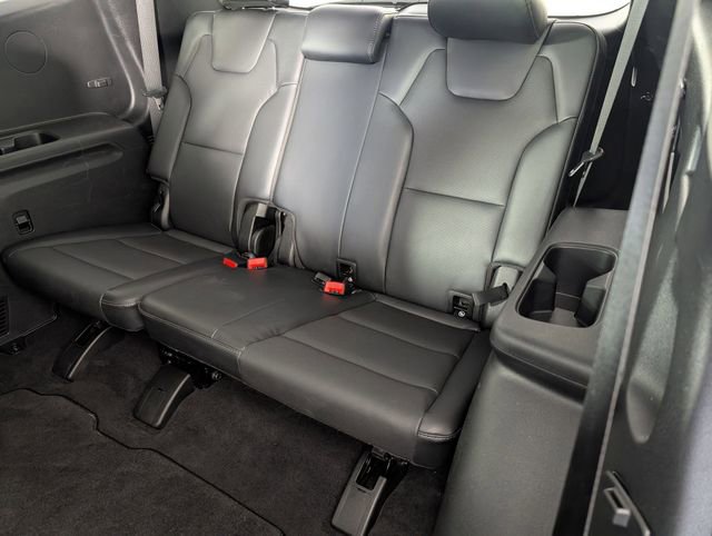 Used 2025 Kia Telluride S AWD/4WD image 26