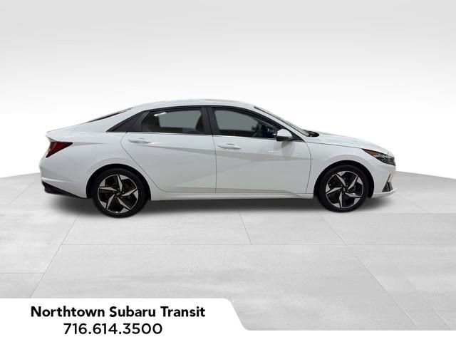 Used 2023 Hyundai Elantra Limited image 2