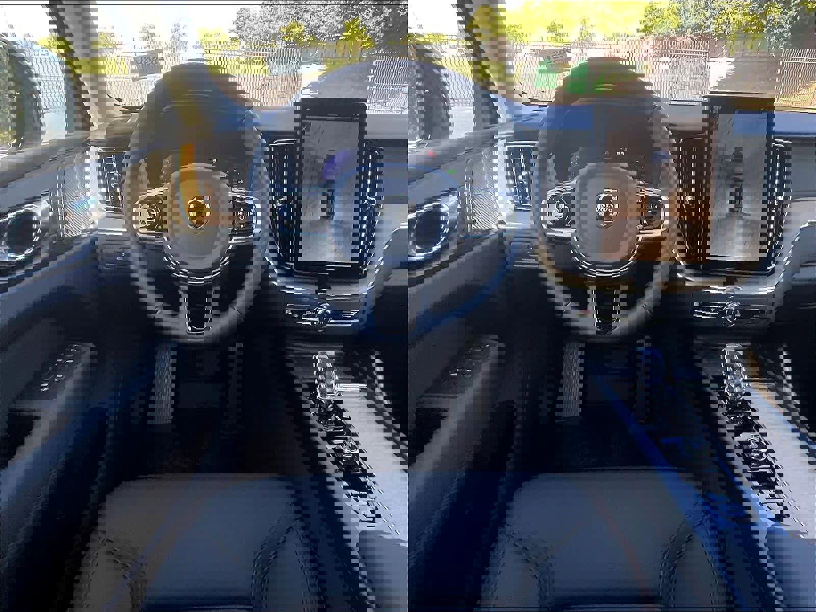 New 2026 Volvo XC60 T8 Plus w/ Climate Package AWD/4WD image 15