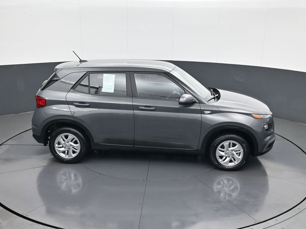 Certified 2026 Hyundai Venue SE image 16