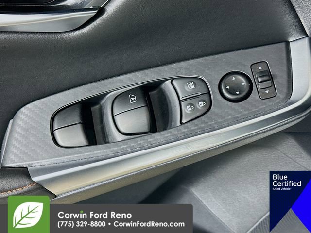 Used 2025 Nissan Sentra SR w/ SR Premium Package image 21