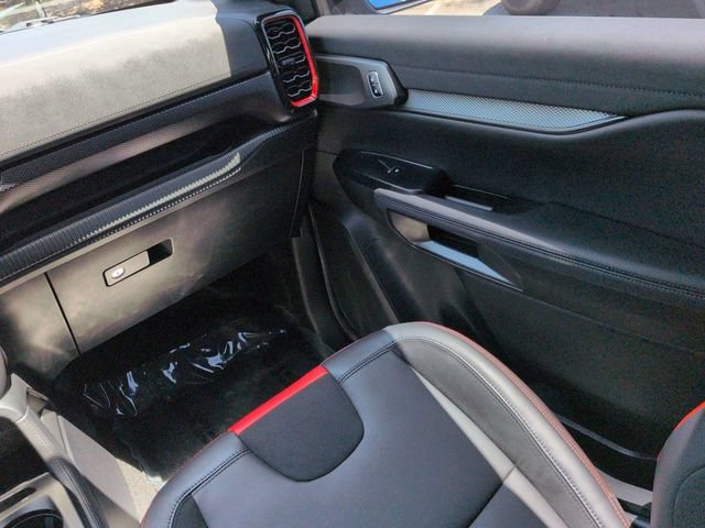 Certified 2025 Ford Ranger Raptor AWD/4WD image 17