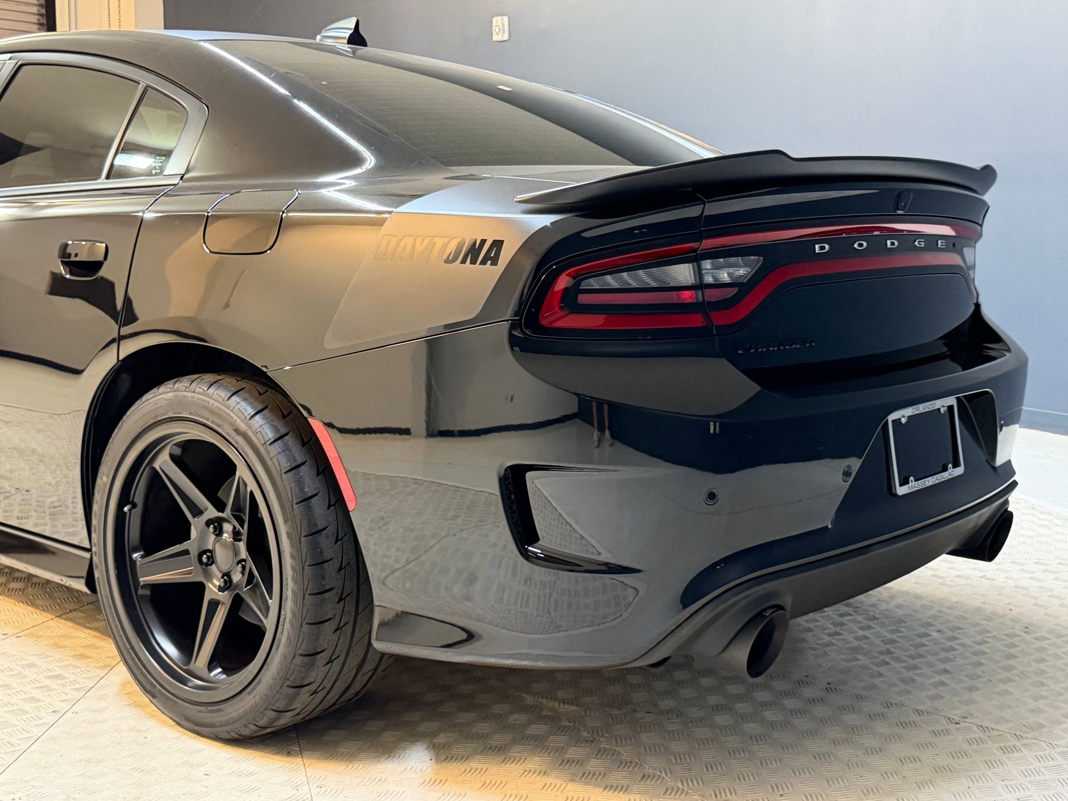 Used 2023 Dodge Charger R/T w/ Daytona Edition Group image 22