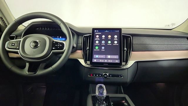 New 2026 Volvo XC90 B5 Plus w/ Protection Package AWD/4WD image 26