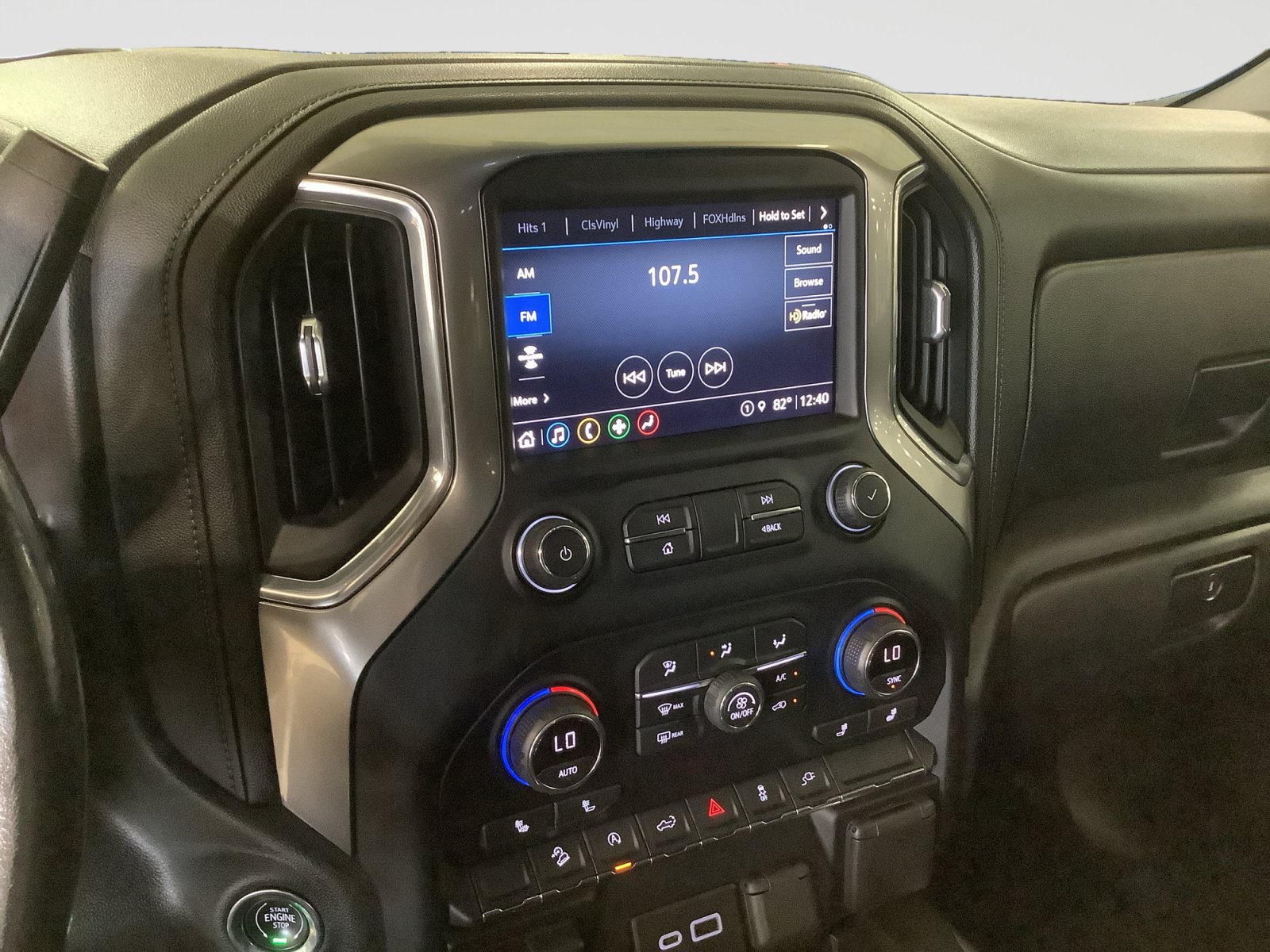 Used 2021 Chevrolet Silverado 1500 LT Trail Boss w/ Convenience Package II AWD/4WD image 13