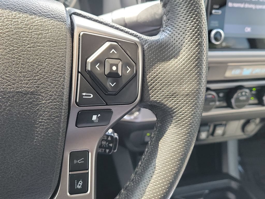 Certified 2023 Toyota Tacoma SR5 w/ Technology Package AWD/4WD image 10