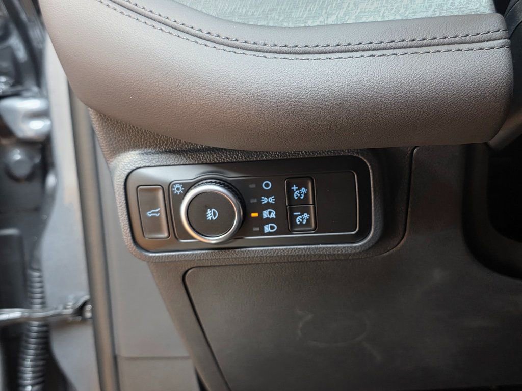 New 2026 Ford Explorer Platinum RWD image 18