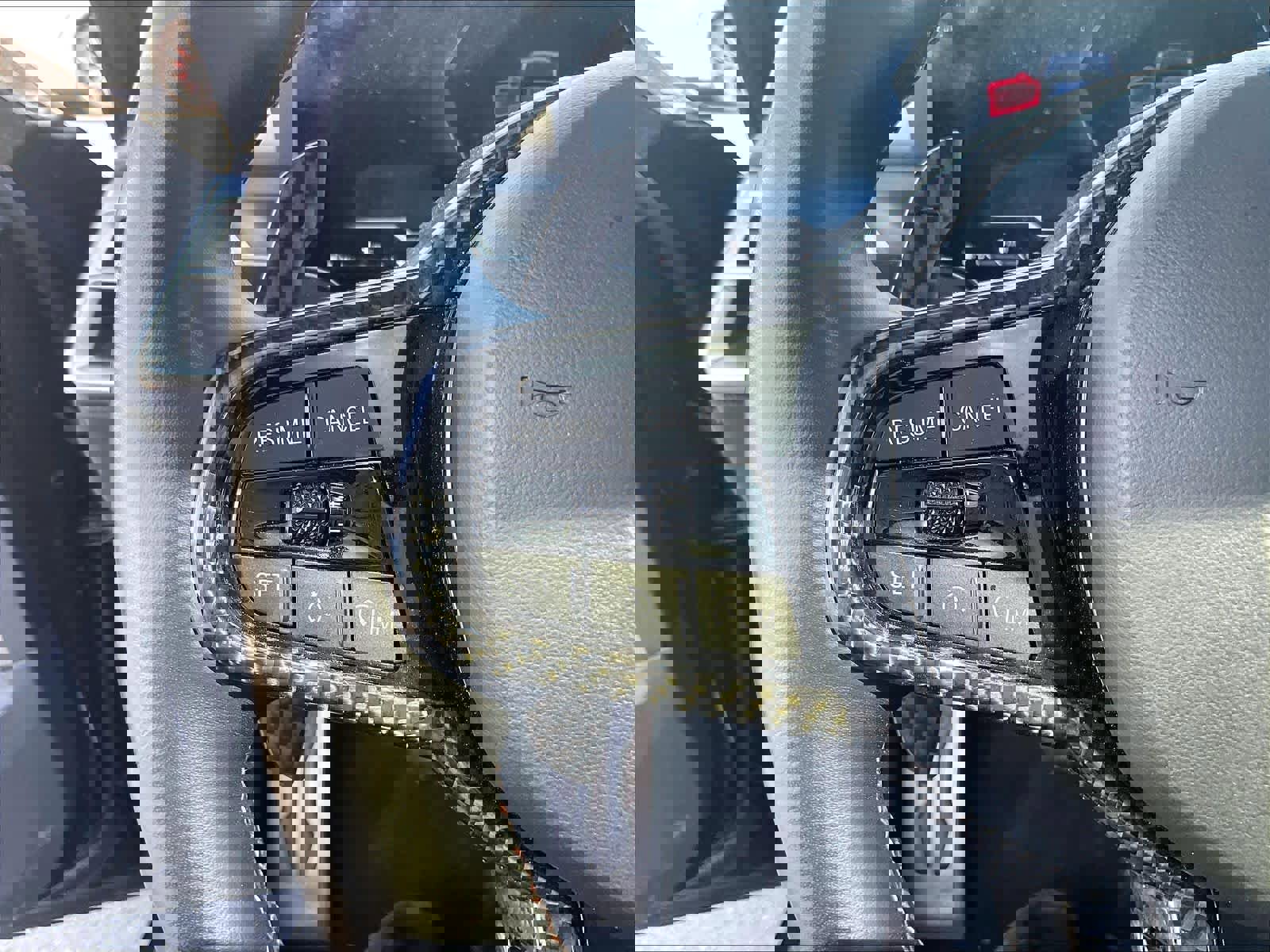 Used 2025 BMW M340i w/ Premium Package image 18