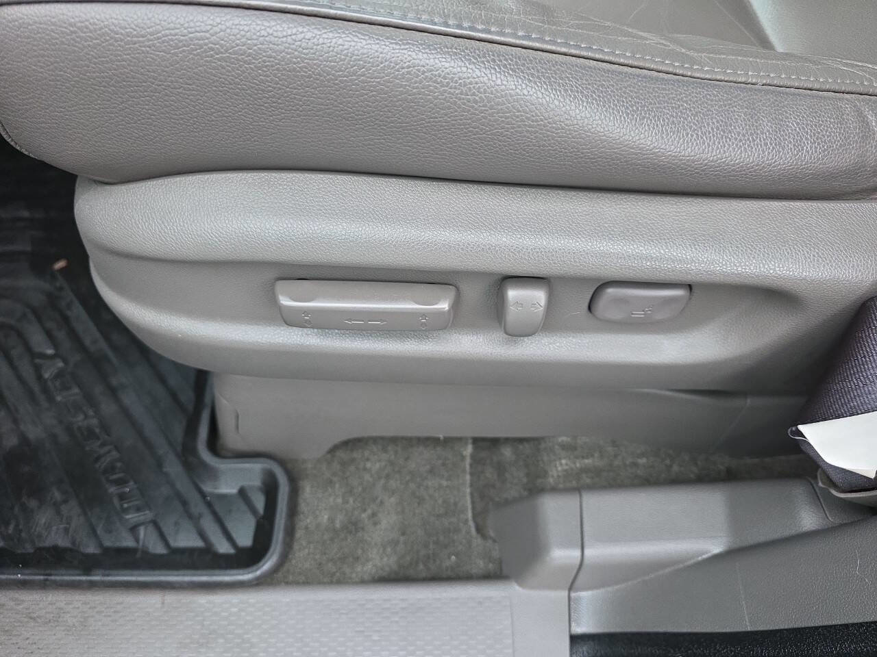 Used 2011 Honda Odyssey EX-L image 20