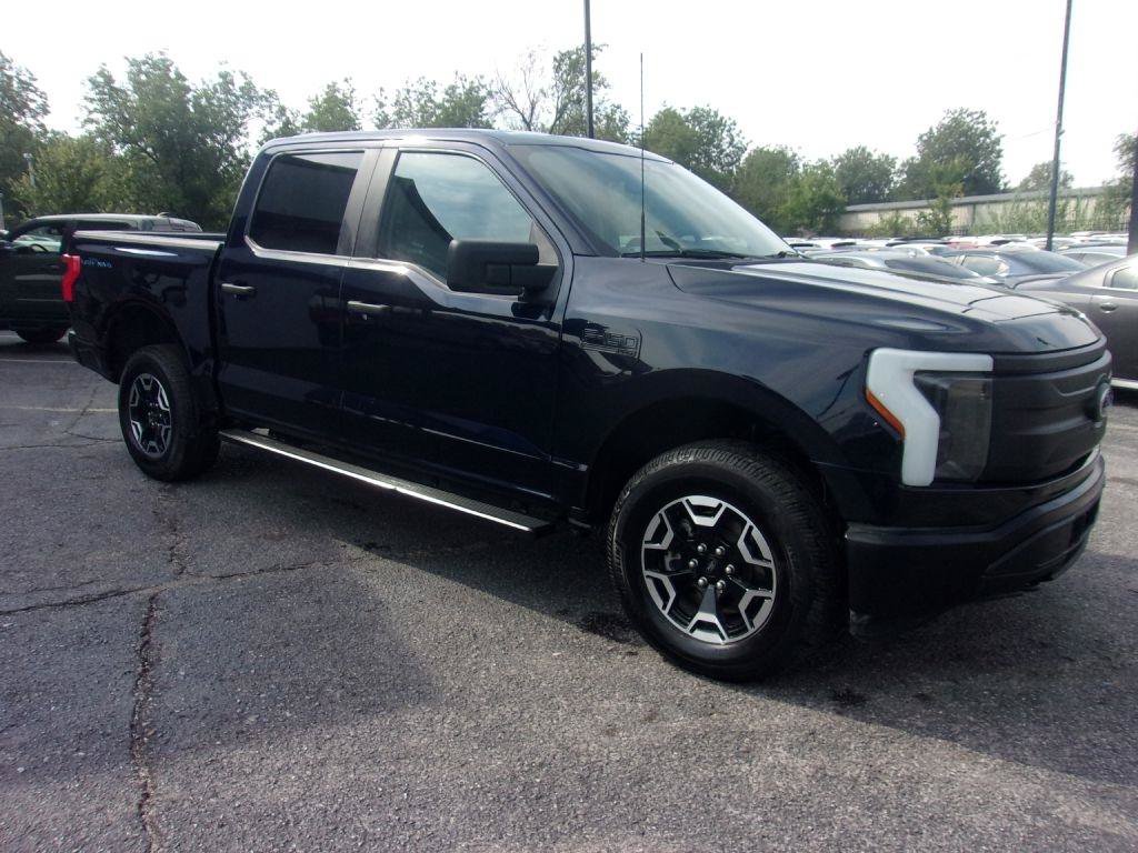 Used 2023 Ford F150 Lightning Pro AWD/4WD image 5