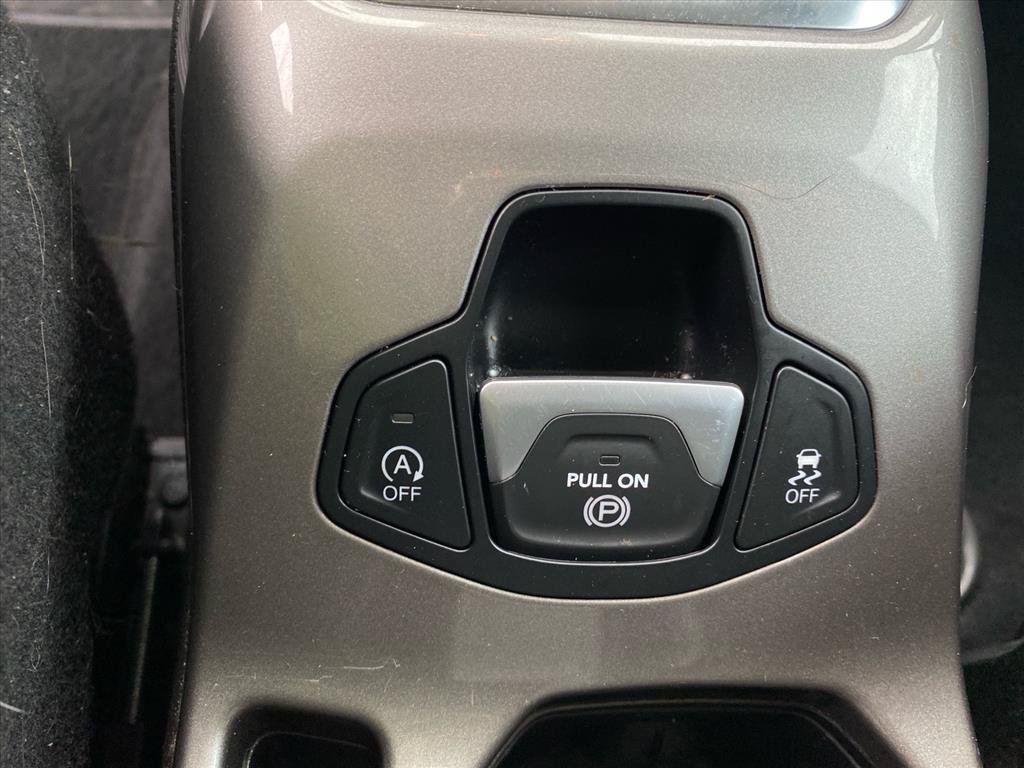 Used 2022 Jeep Renegade Limited AWD/4WD image 13