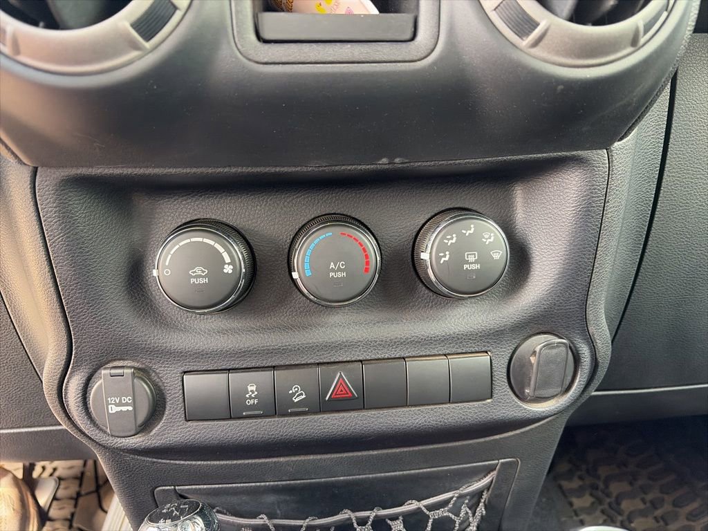 Used 2016 Jeep Wrangler Unlimited Sport w/ Connectivity Group image 22