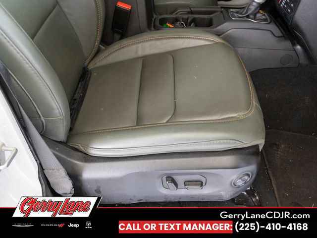 Used 2024 Jeep Gladiator Mojave AWD/4WD image 13