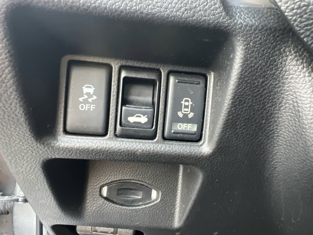 Used 2012 INFINITI G37 x w/ Premium Pkg image 26