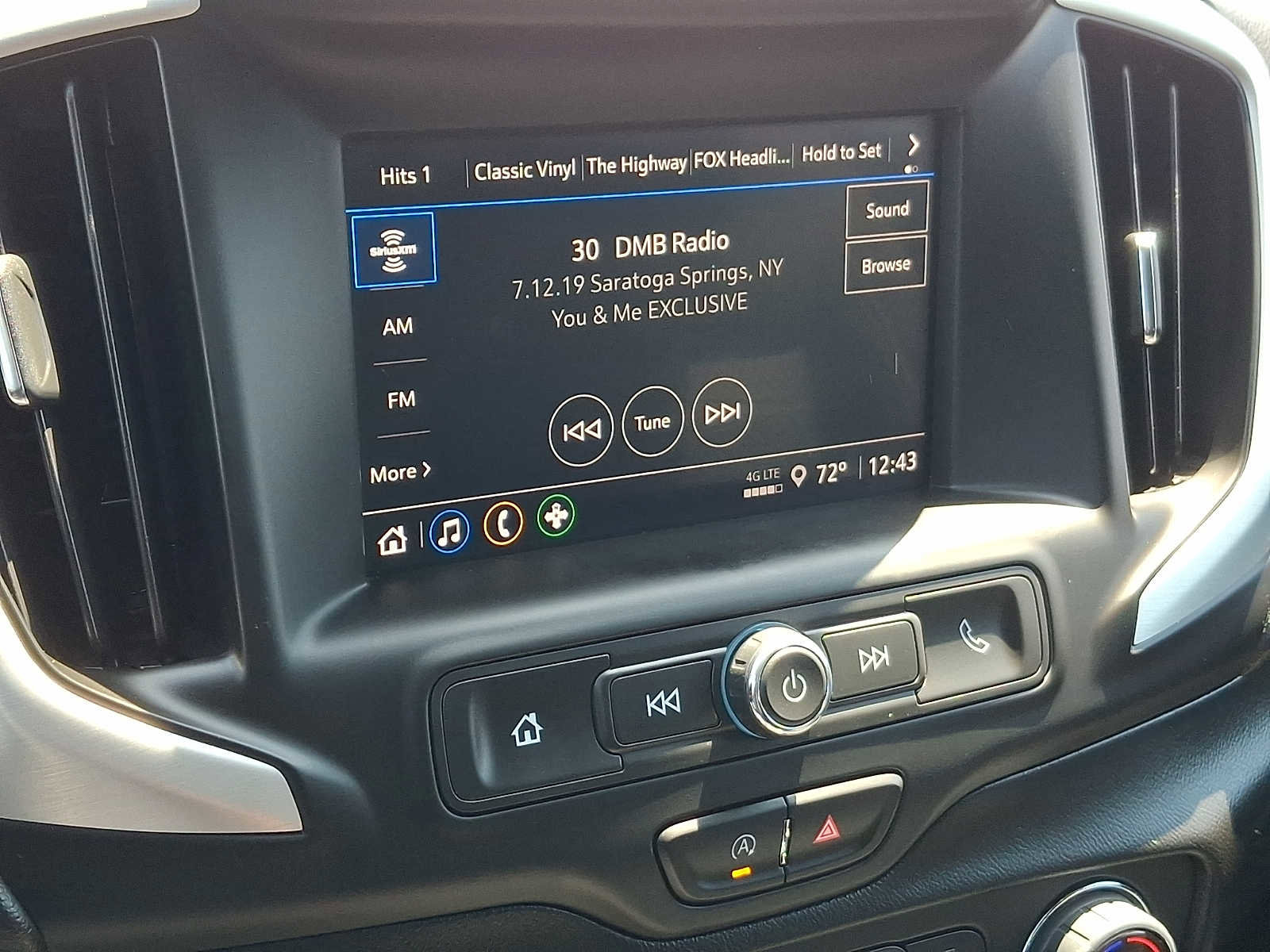 Used 2023 GMC Terrain SLE w/ Driver Convenience Package FWD image 19