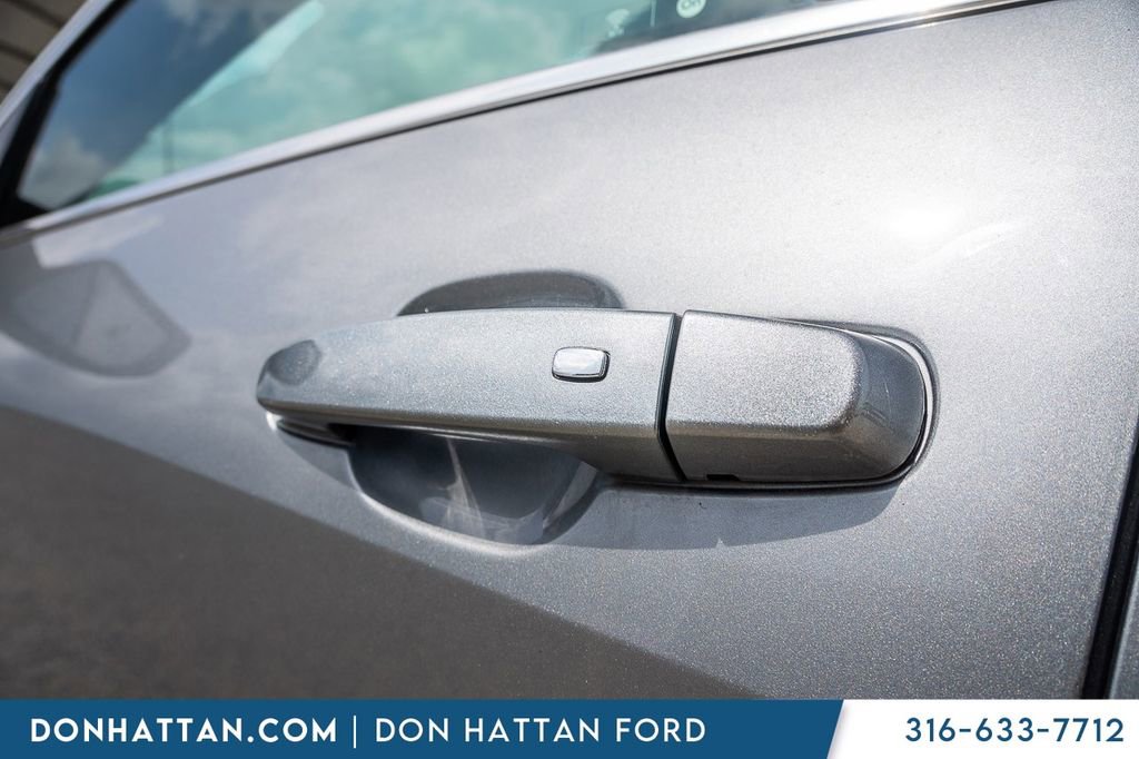 Used 2024 Chevrolet Malibu LT FWD image 38