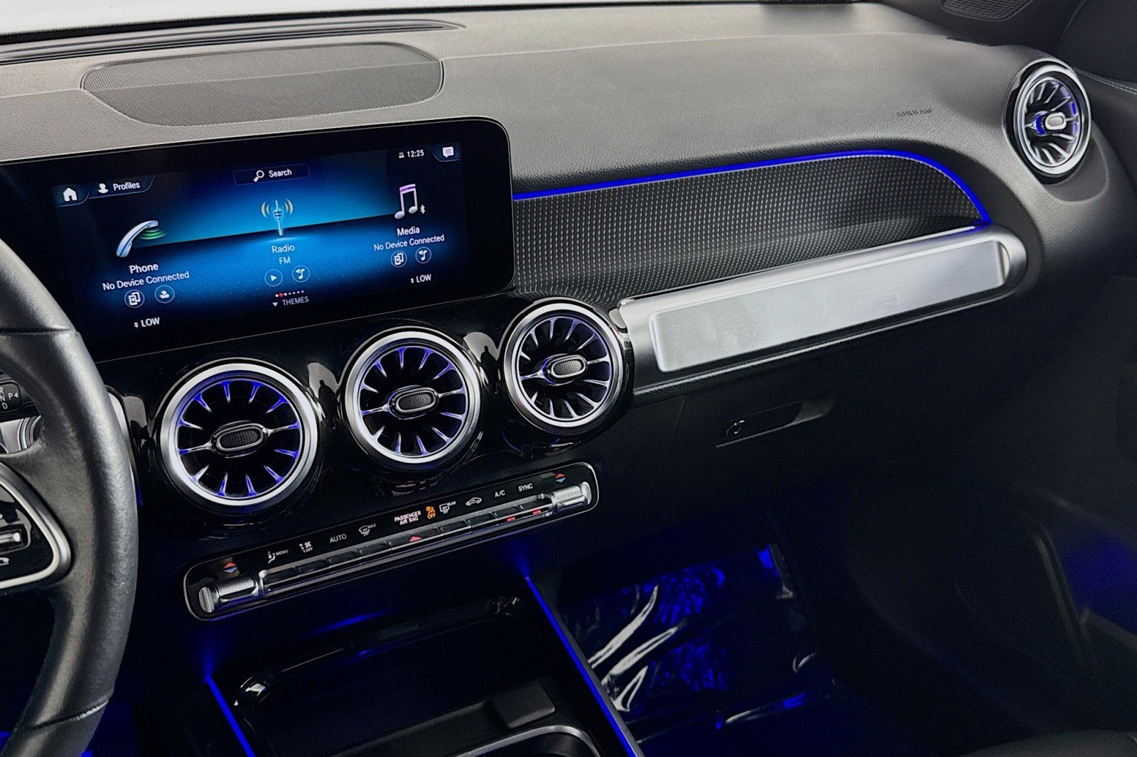 Certified 2022 Mercedes-Benz GLB 250 image 21