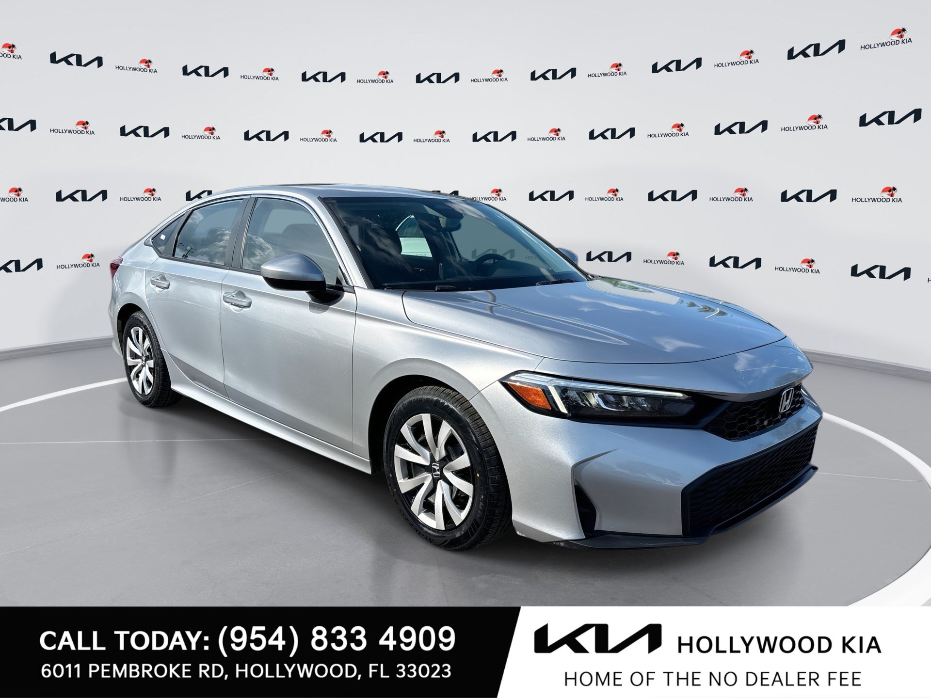 Used 2025 Honda Civic LX image 1