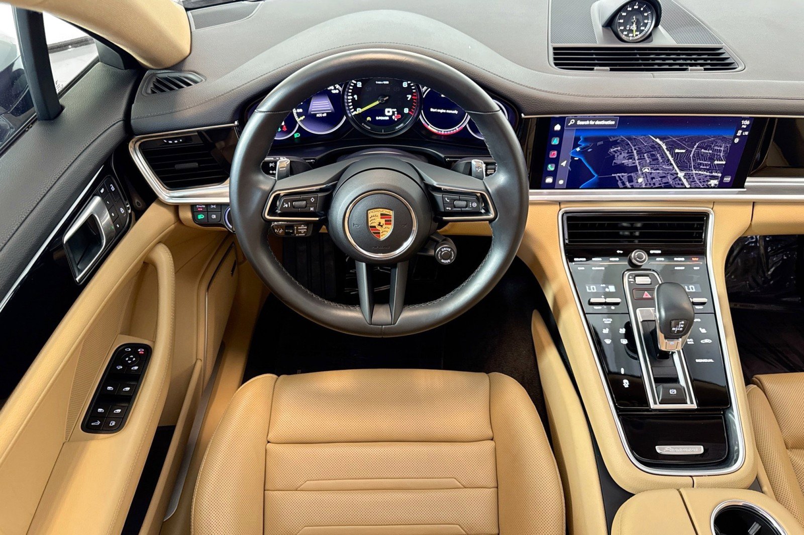 Used 2023 Porsche Panamera 4 w/ Premium Package image 21