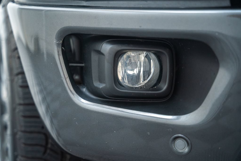 Used 2019 Ford Ranger XLT w/ Equipment Group 302A Luxury AWD/4WD image 14