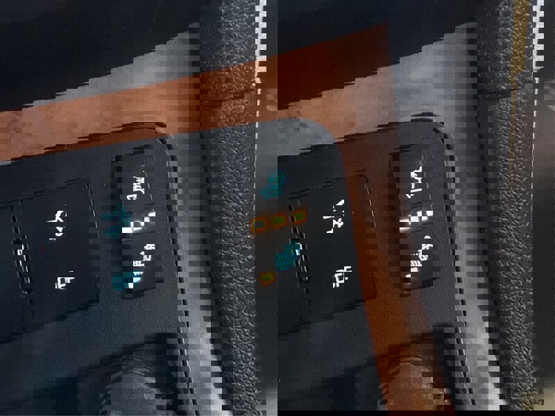 Used 2008 Buick Enclave CXL w/ Entertainment Package #3 image 24