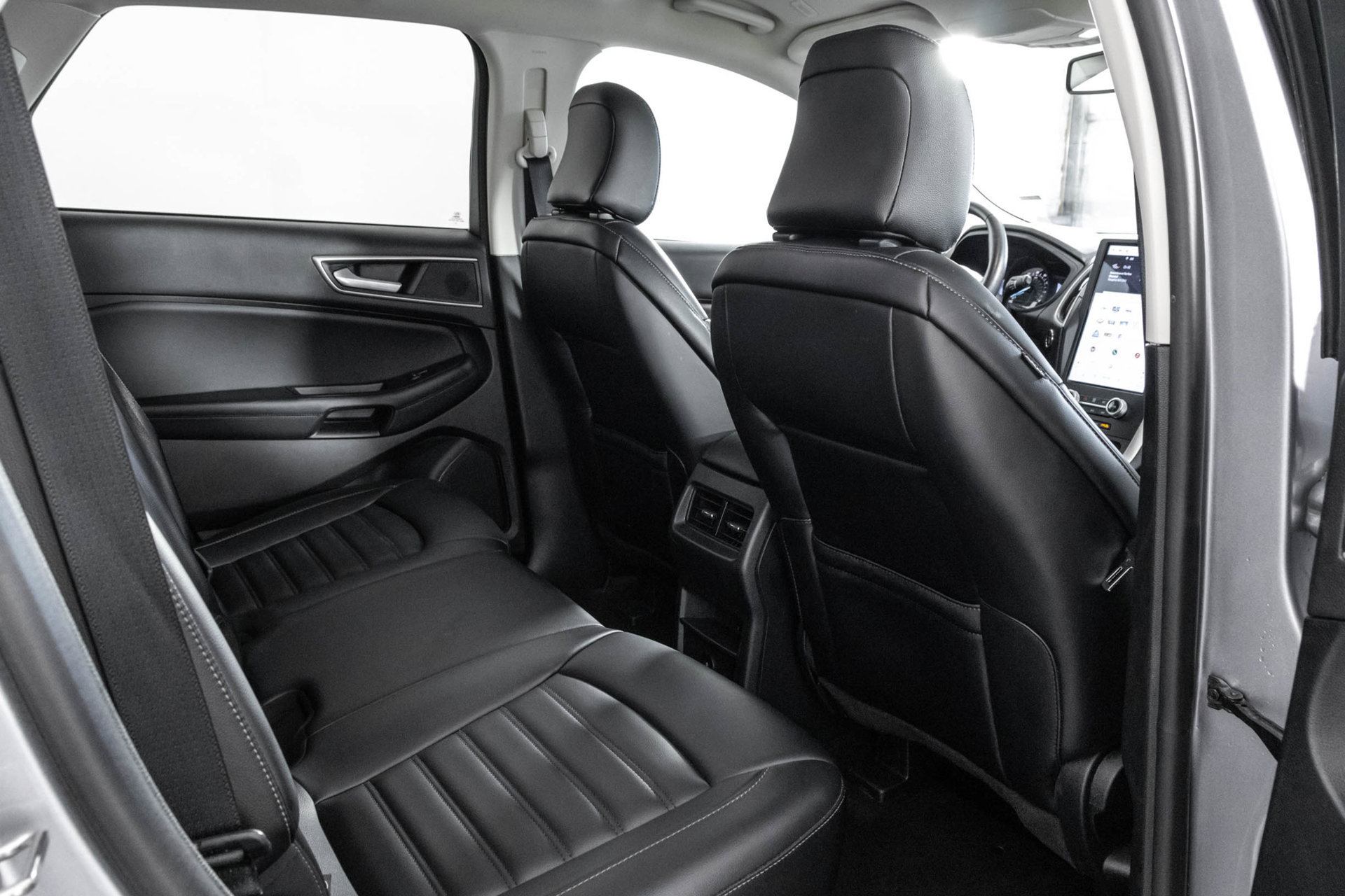 Used 2024 Ford Edge SEL AWD/4WD image 37